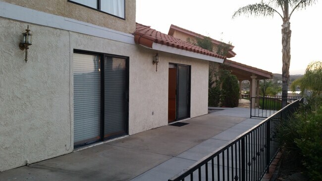 Foto del edificio - 2 Bedroom / 2 Bathroom Home inside Canyon Lake