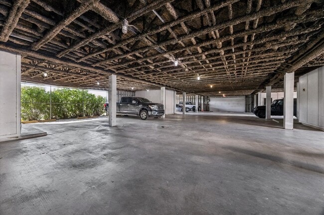 Foto del edificio - 5017 Cornish St