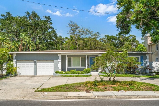 Foto del edificio - 404 S West Shore Blvd