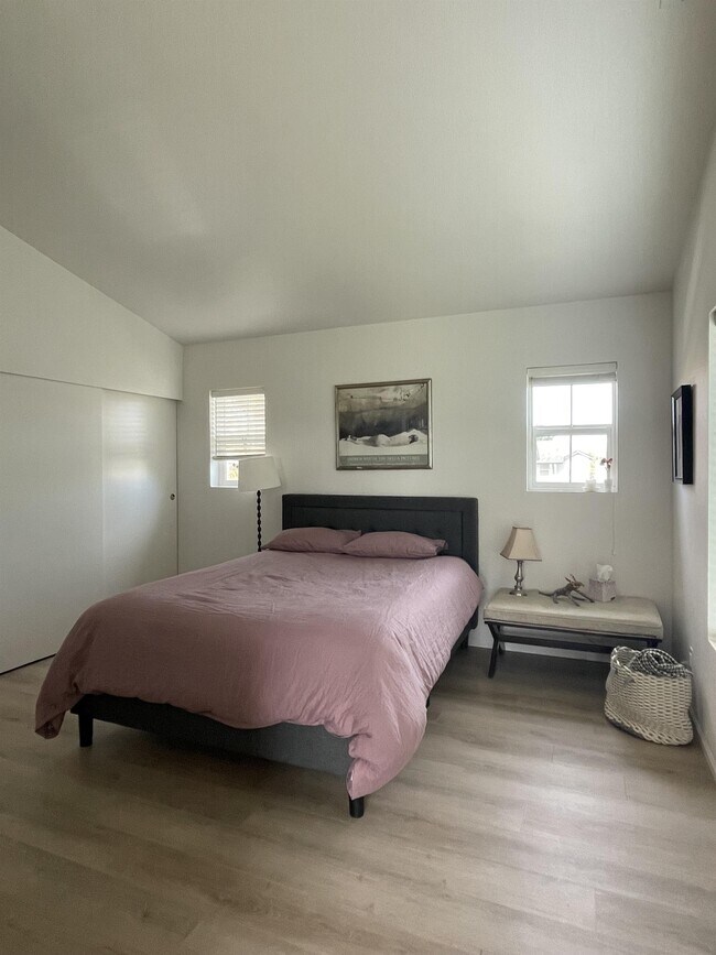 Foto del edificio - 1635 Hamlet Ln