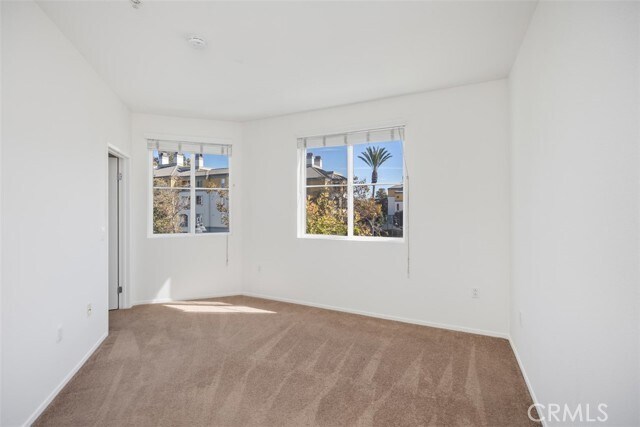 Foto del edificio - 1358 Scholarship