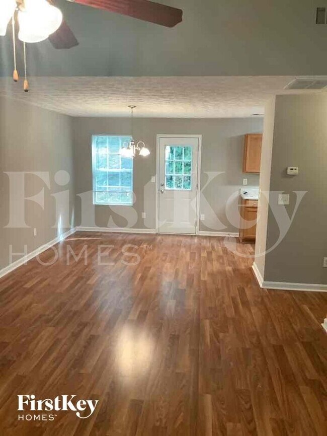 Building Photo - 130 Cobblestone Dr