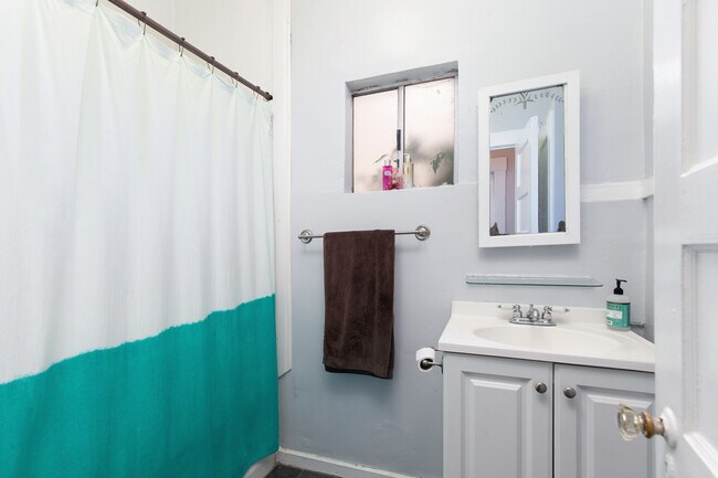 Foto del edificio - 1421 29th St