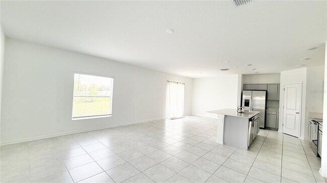 Foto del edificio - 1033 Waterfall Blvd