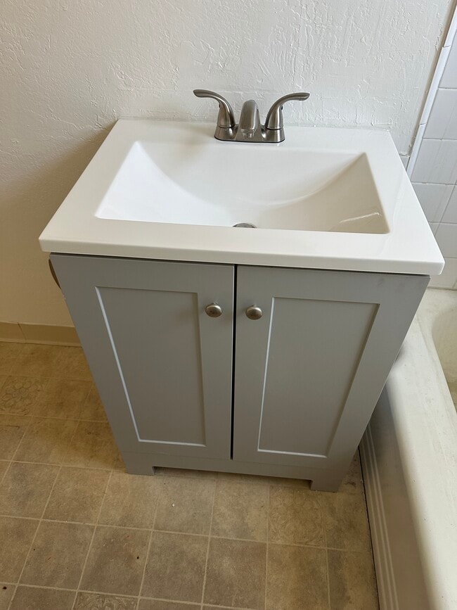 New vanity - 2120 5th St