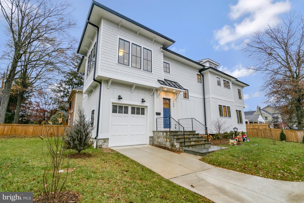 Foto principal - 708 Fulton Ave