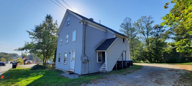 Building Photo - 1043 Stillwater Ave