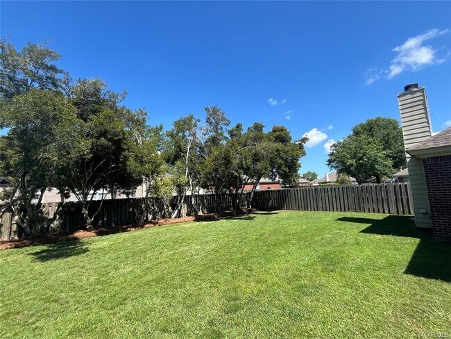 Foto del edificio - 8951 Alderwood Way