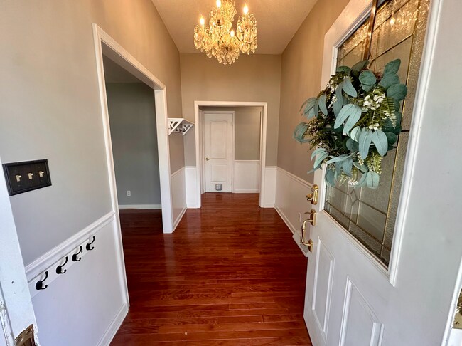 Foto del edificio - Beautiful 3-bedroom, 2.5-bath home in Clemmons