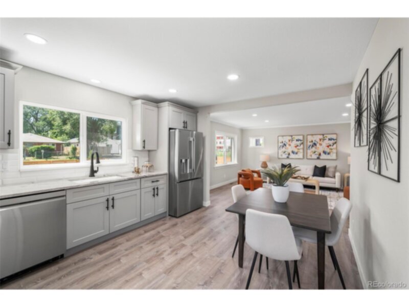Foto principal - 4903 W 11th Ave