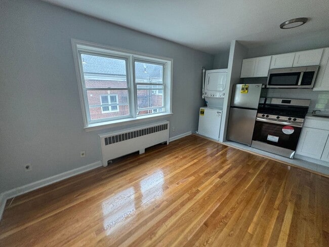 Interior Photo - 56-Village Court Apartments, LLC