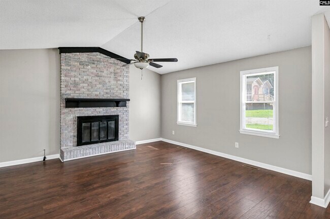 Building Photo - 14 Highgate Cir