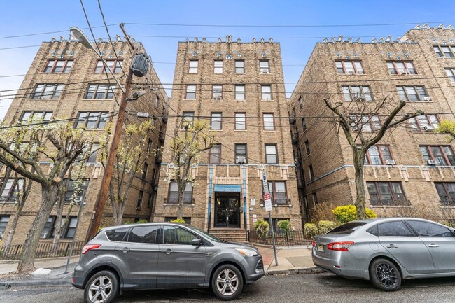 Foto del edificio - 270 Harrison Ave