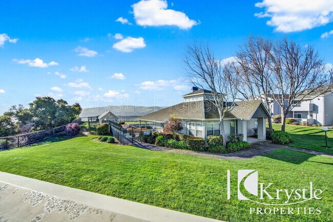 Foto del edificio - 1201 Glen Cove Pkwy