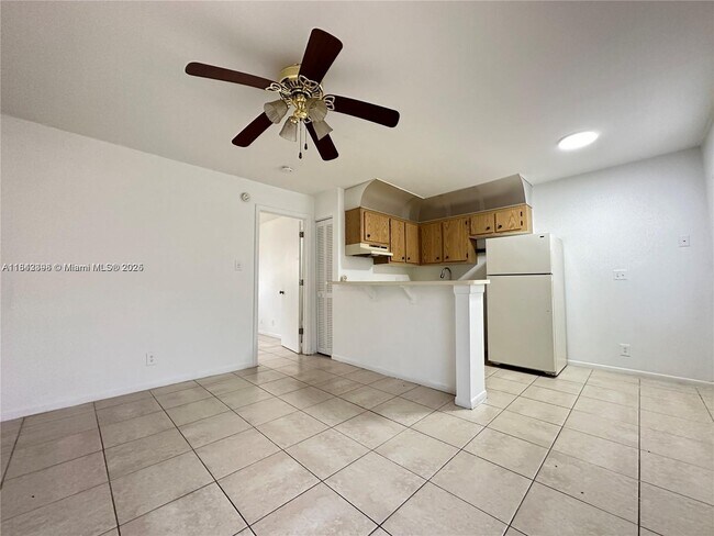 Building Photo - 101 NE 41st St