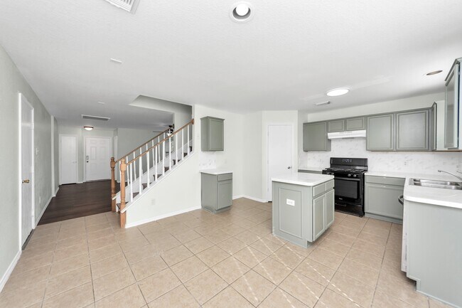 Foto del edificio - 2610 Skyview Shadows Ct