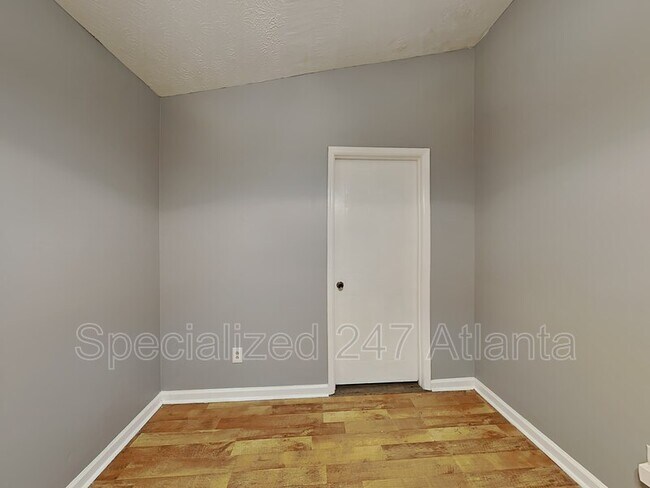 Building Photo - 130 Fruitwood Trce