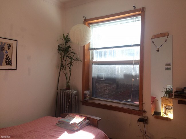 Building Photo - 1 br, 1 bath  - 990 Bushwick Ave