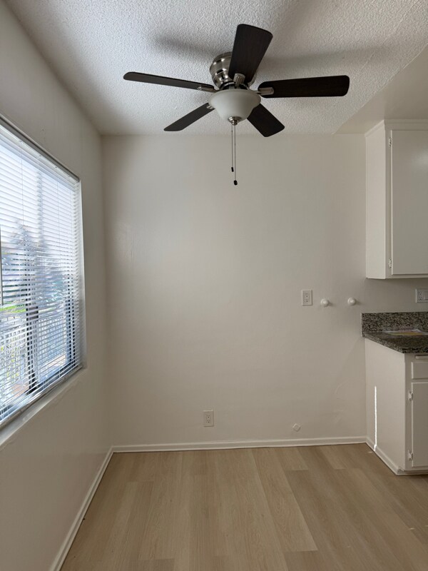 Foto del edificio - 1070 Gardenia Ave