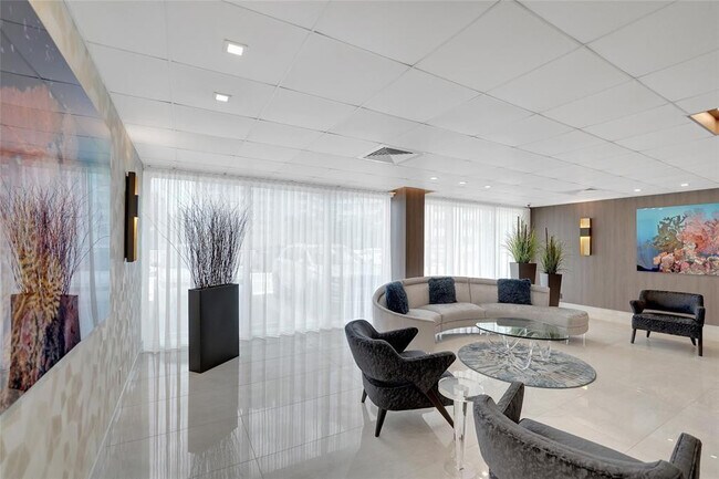 Building Photo - 3550 Galt Ocean Dr
