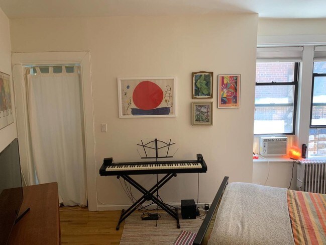 Foto del edificio - 34 Hillside Ave