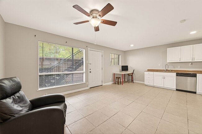 Photo - 1529 Wirt Rd Apartment