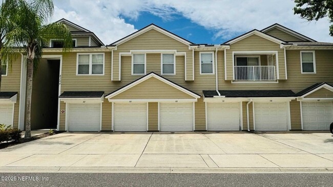 Building Photo - 8204 White Falls Blvd