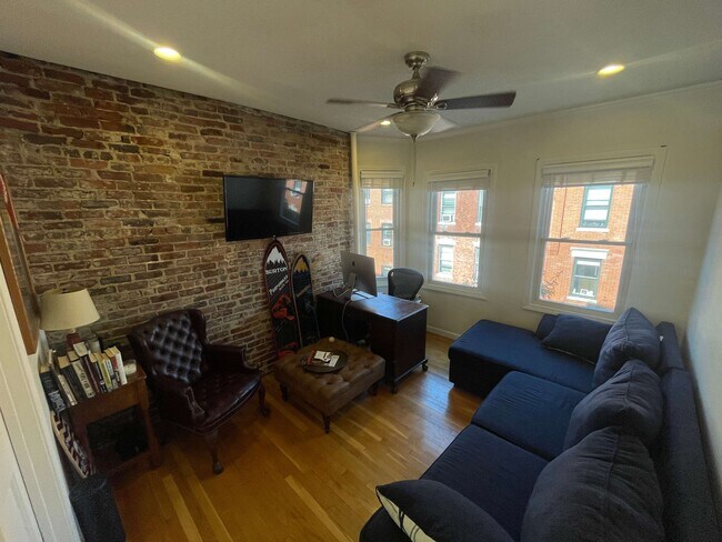 Foto del edificio - 34 Grove St