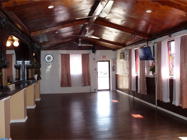 Retial Interior - Retail/Apartment Building