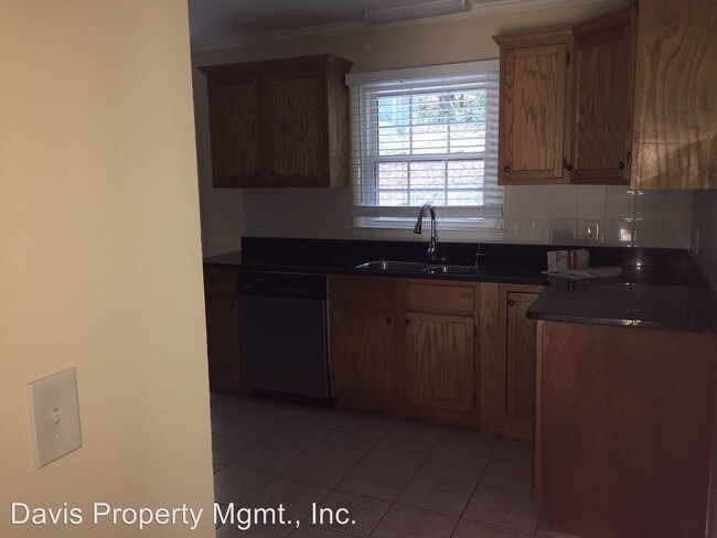 Foto del edificio - 533 Holt Valley Rd