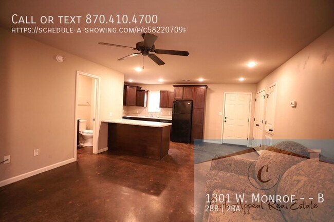 Building Photo - Beautiful, recently built 2 bed / 1.5 bath...