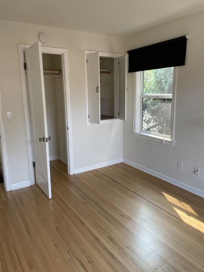 Foto del edificio - 7739 15th Ave NW
