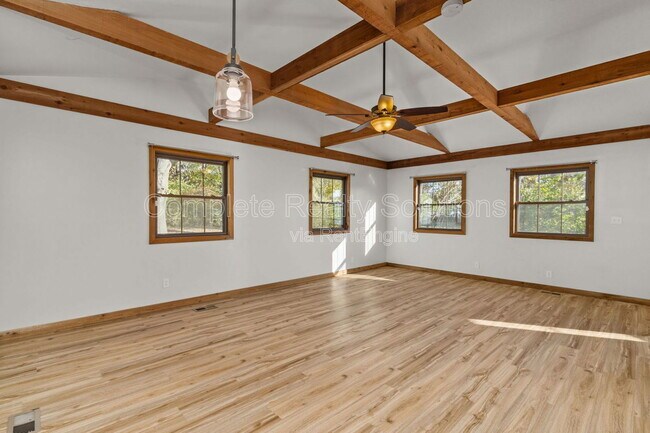 Foto del edificio - 1150 N Florissant Rd