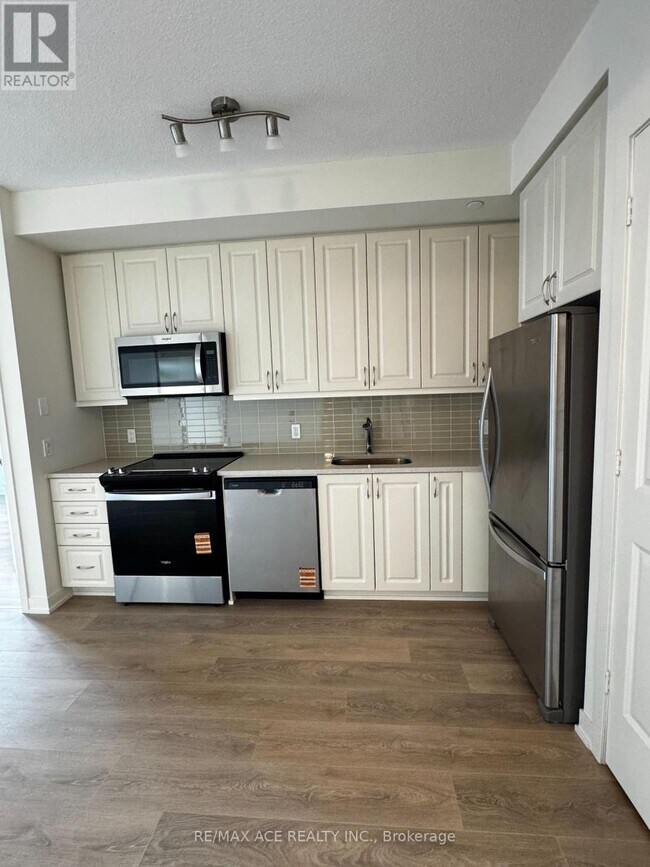 Building Photo - 38 Annie Craig Dr