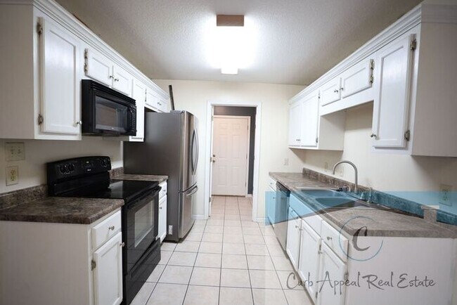 Foto del edificio - Spacious 3 bedroom/2 bath home - Jonesboro