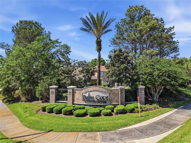 Foto del edificio - 7926 Stoney Hill Dr