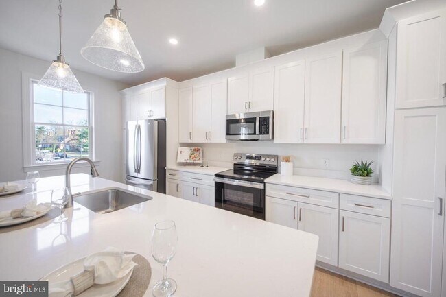 Foto del edificio - 123 S Washington St