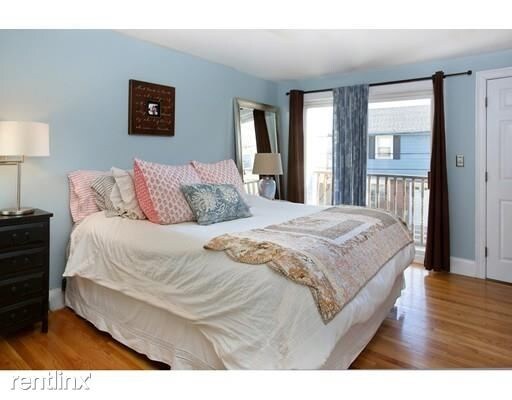 Foto del edificio - 2 br, 1 bath  - 285 Bunker Hill St