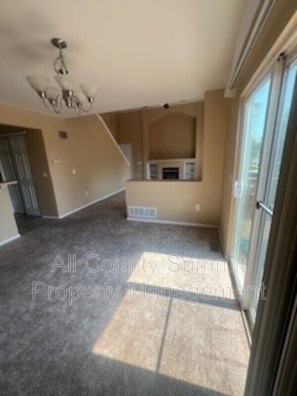 Building Photo - 3745 S Quatar Way
