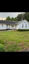 Building Photo - 500 Shady Pine Dr