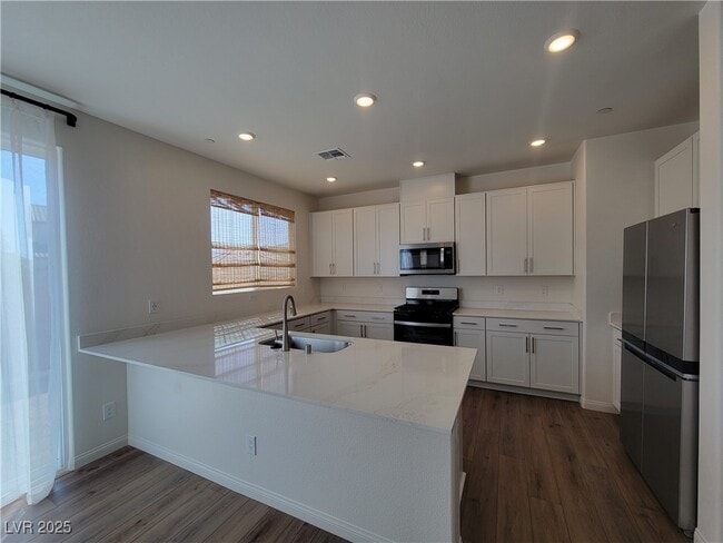 Building Photo - 3652 Valpacos Ln