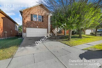 Building Photo - 1829 Foxfield Way