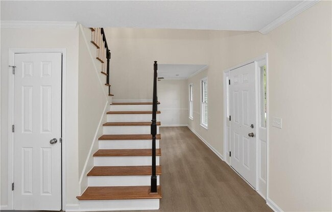 Building Photo - 401 Vardon Way