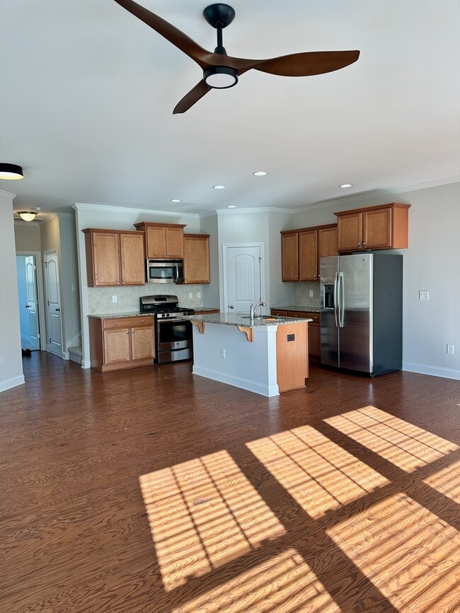 Kitchen - 7637 Weathered Oak Way