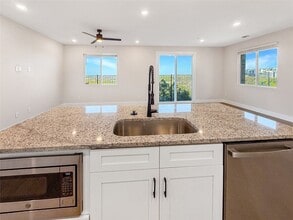 Building Photo - 5613 Mobeetie Lp