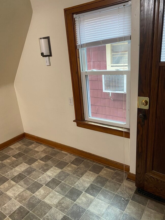 Building Photo - 3773 N 52nd St