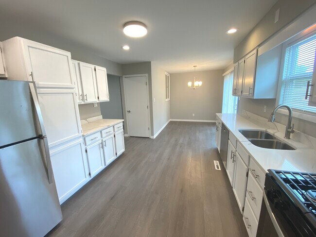 Building Photo - 26759 S Melrose Ln