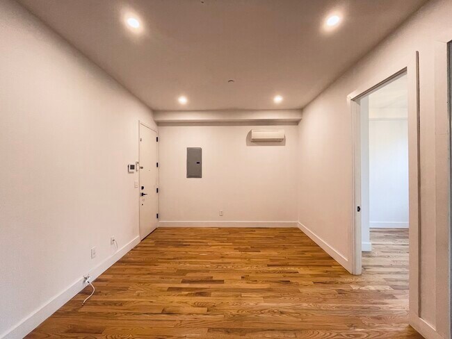 Foto del edificio - 1033 Summit Ave
