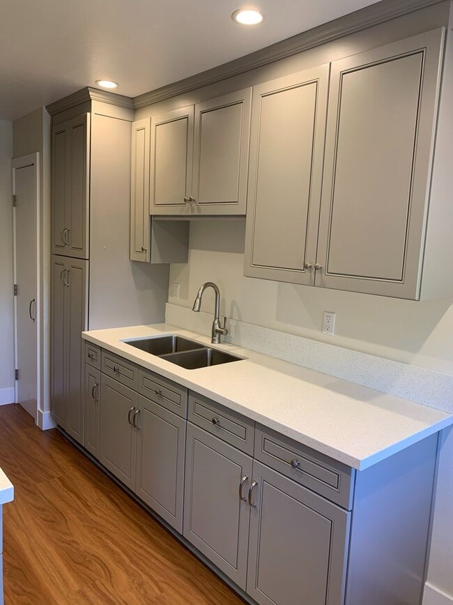 Foto del edificio - COMING SOON...Coronado Island Life!