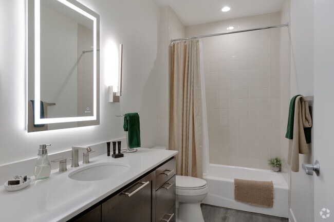 2BR, 2BA - 1,394SF - Bathroom - The Residences on High Street